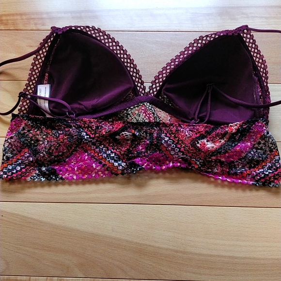 Victoria Secret bralette - Picture 3 of 4